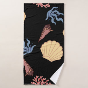 Underwater world seamless pattern in vintage. anim bath towel