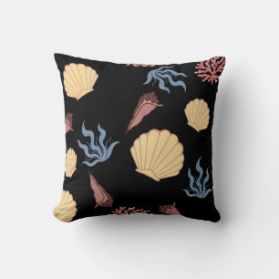 Underwater world seamless pattern in vintage. anim cushion