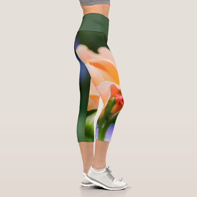 unfolding desire capri leggings (Right)