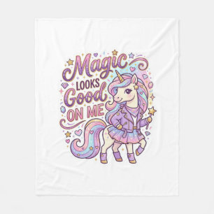 Unicorn Magic Looks Good on Me Graphic Design Whit Fleece Blanket