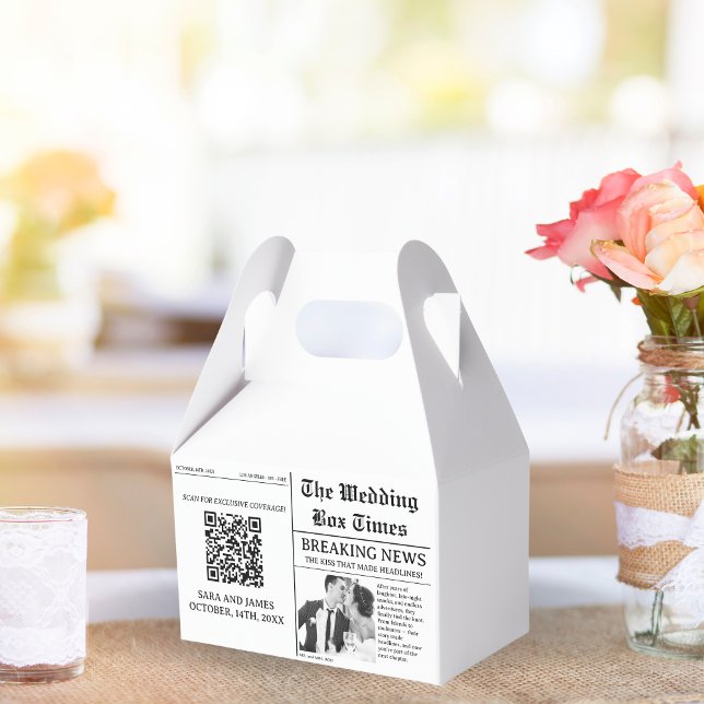 Unique Newspaper  Photo Wedding Favour Box (Creator Uploaded)