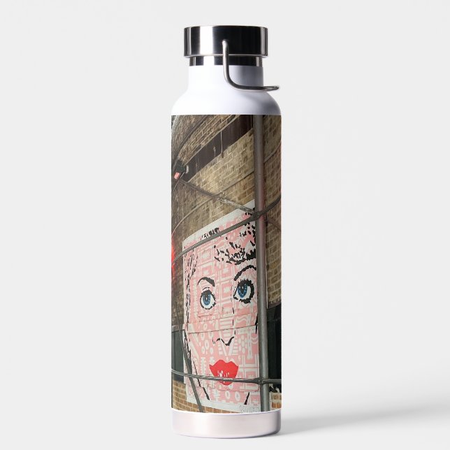 Unique Photo of Chicago Water Bottle (Left)