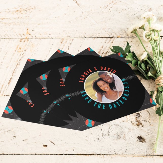UNIQUE VINYL RECORD PHOTO QR CODE SAVE THE DATE  (Creator Uploaded)