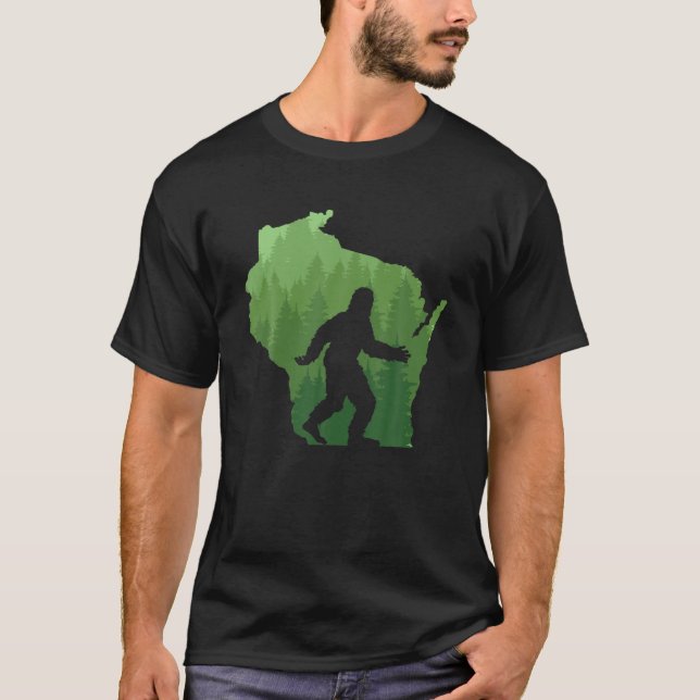 Unique Wisconsin Bigfoot Hunter Gift Sasquatch Hun T-Shirt (Front)