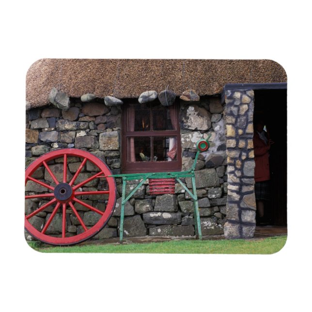 United Kingdom, Scotland, Isle of Skye, stone Magnet (Horizontal)