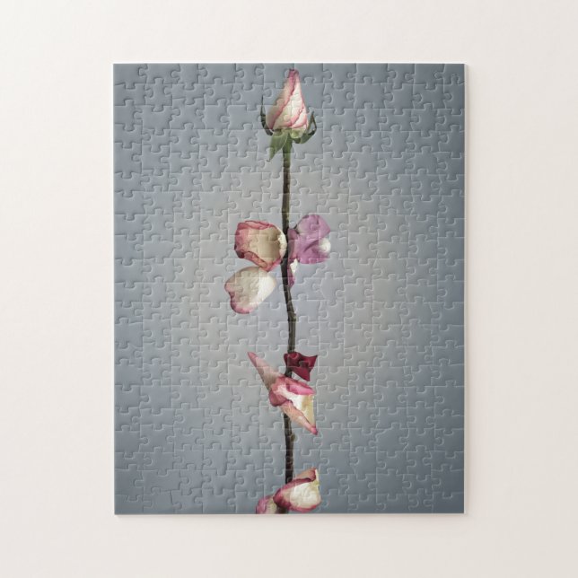 Until the last petal... jigsaw puzzle (Vertical)