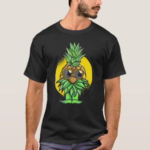 Upside Down Pineapple Gnome Swinger Men T-Shirt