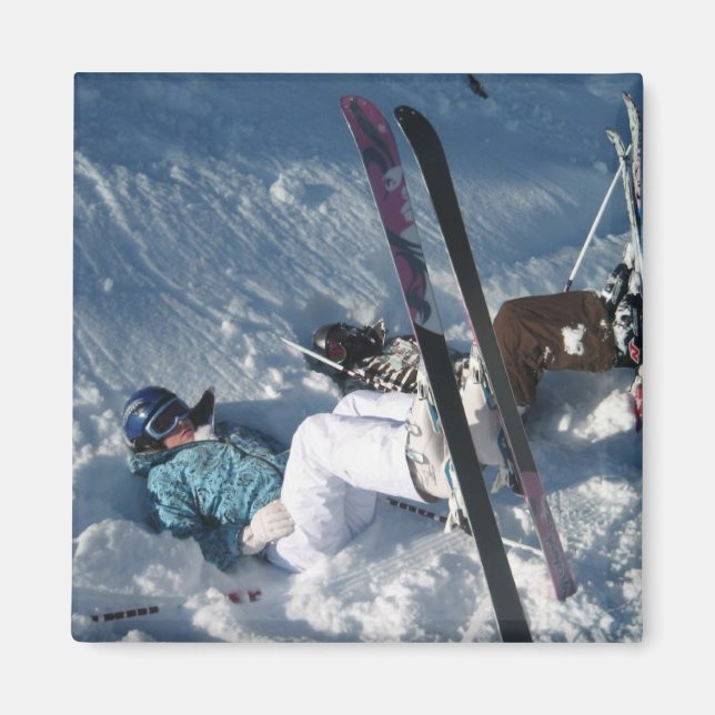 Upside down skiing magnet (Front)