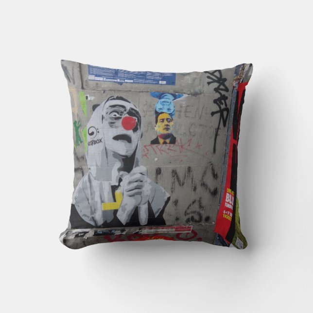 Urban Graffiti art pillow. Berlin wall, hoodie Cushion (Front)