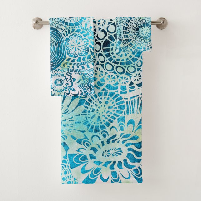 Urchin and Opihi party tropical pattern Bath Towel Set (Insitu)
