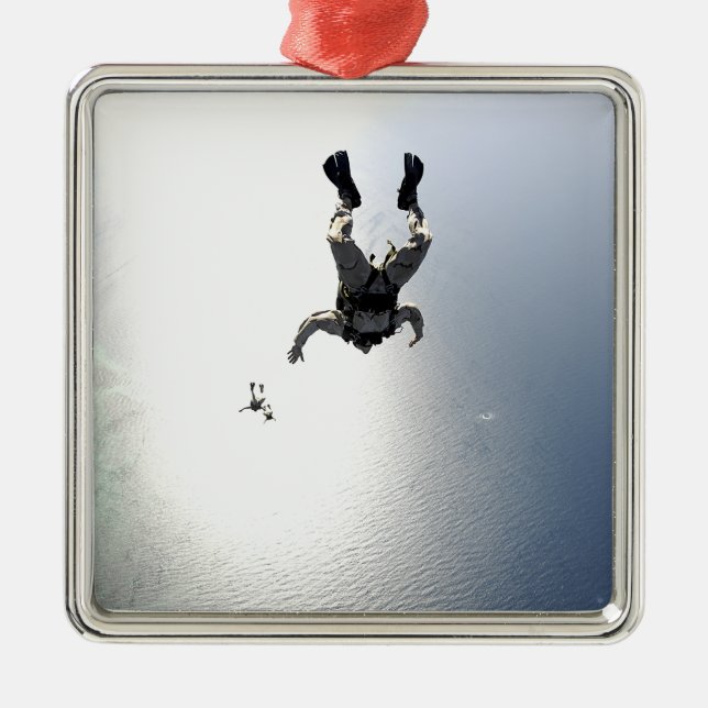 US Air Force pararescuemen Metal Tree Decoration (Front)