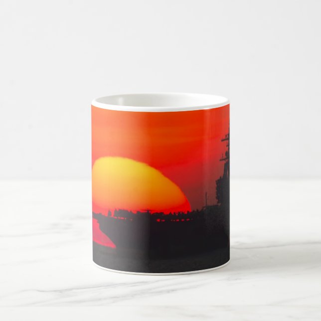 US AIRCRAFT CARRIER – CVN-77 Mug (Center)