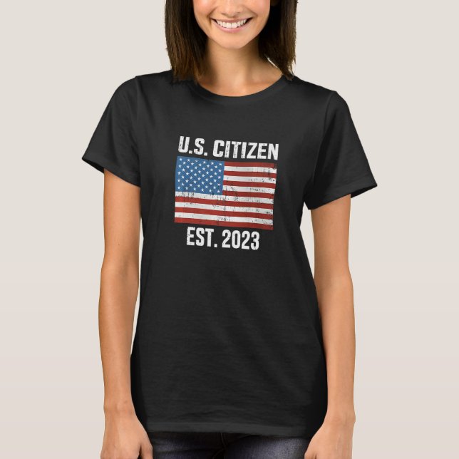 US American citizen 2023 with flag for new citizen T-Shirt (Front)