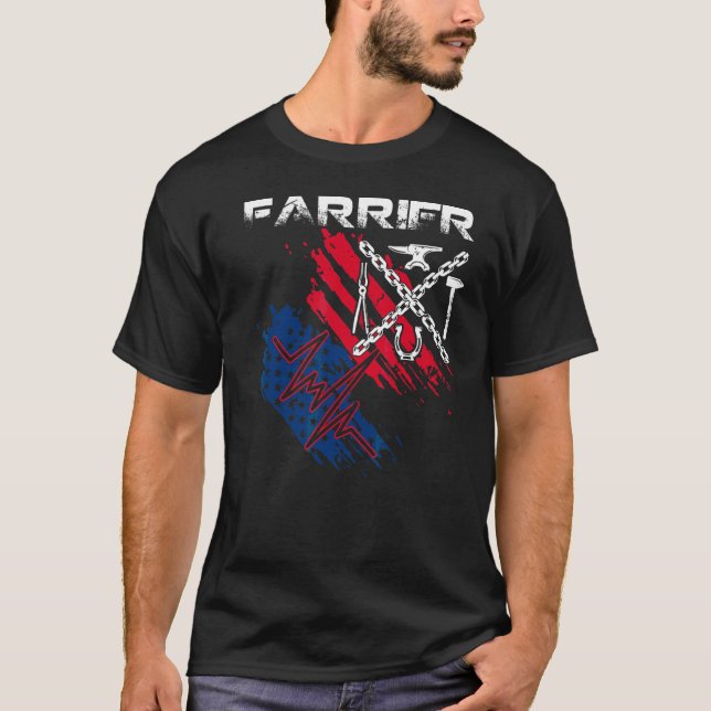 Us American Flag Farrier Heartbeat Blacksmith Hors T-Shirt (Front)