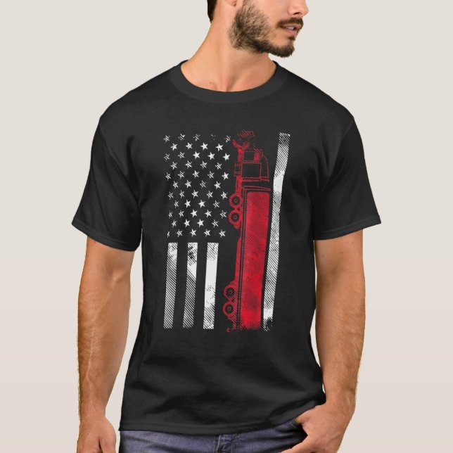 Us American Flag Semi Truck Driver 18 Wheeler Truc T-Shirt (Front)
