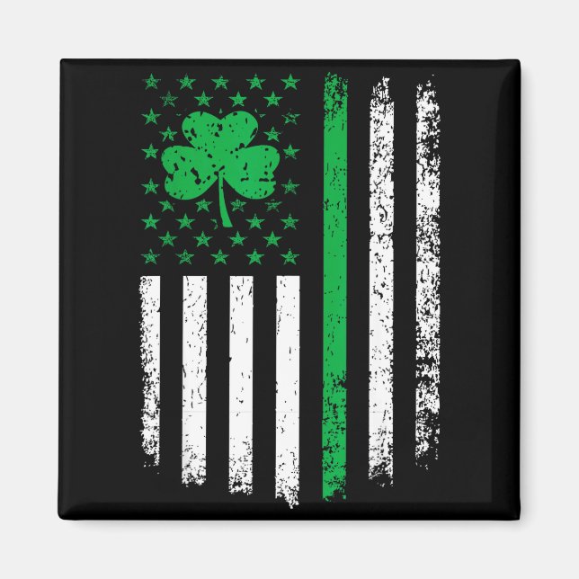 Us American Flag With Shamrocks For St Patricks Da Magnet (Front)