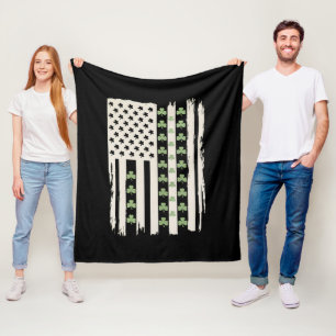 US American Flag With Shamrocks for St Patricks  Fleece Blanket