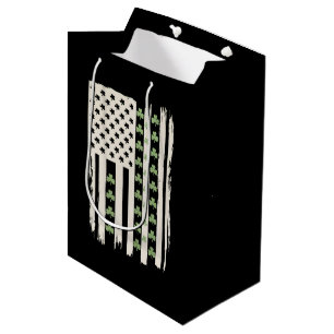 US American Flag With Shamrocks for St Patricks Medium Gift Bag