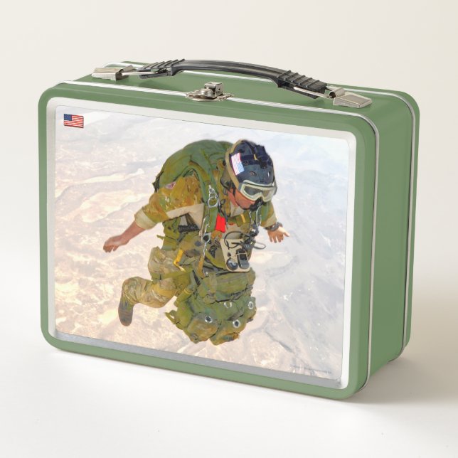 US COMBAT PERSONNEL METAL LUNCH BOX (Front)