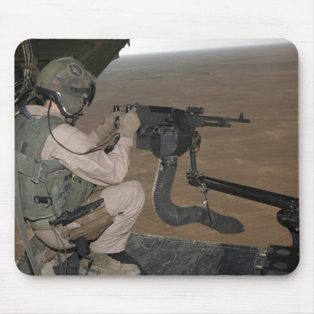 US Marine test firing an M240 heavy machine gun Mouse Mat (Front)