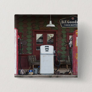 USA, Arizona. Chloride Ghost Town, old gas 15 Cm Square Badge