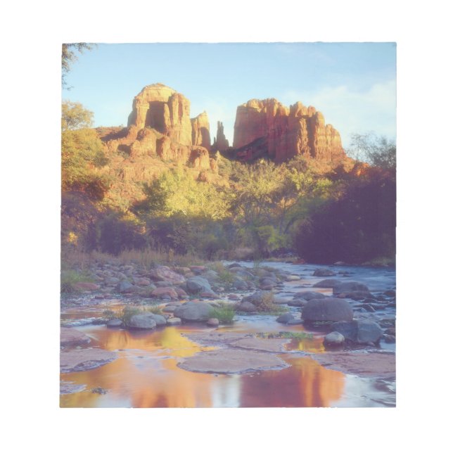 USA, Arizona, Sedona. Cathedral Rock reflecting Notepad (Front)