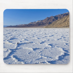 USA, CA, Death Valley NP, Salt Formations at Mouse Mat