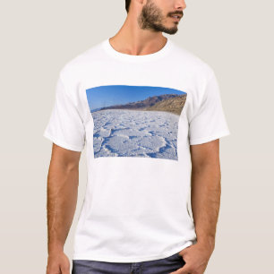 USA, CA, Death Valley NP, Salt Formations at T-Shirt