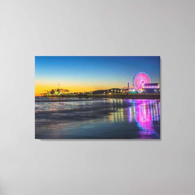USA, California, Los Angeles, Santa Monica Pier Canvas Print (Front)