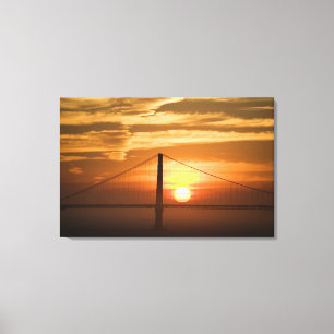 USA. California. San Francisco. Sun setting Canvas Print