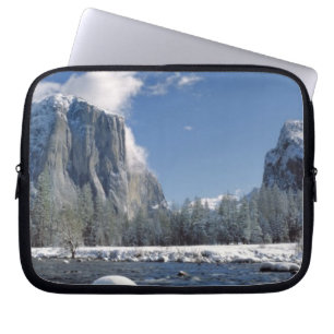 USA, California, Yosemite NP. The Merced River, Laptop Sleeve