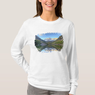 USA, Colorado, Maroon Bells-Snowmass T-Shirt