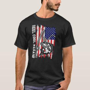 USA flag fishing reel cool papaw T-Shirt
