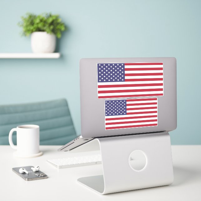 USA flag, flag of USA, American flag (Laptop On Desk)