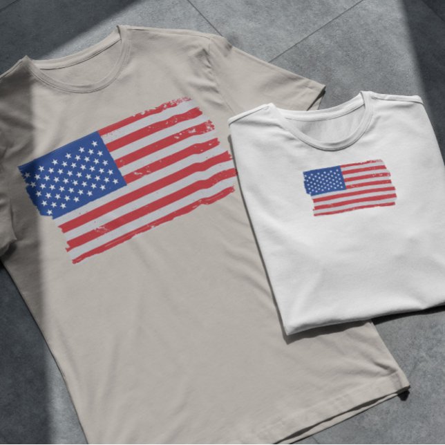 Usa Flag Grunge T-Shirt (Creator Uploaded)