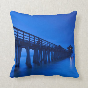 USA, Florida, Gulf Coast, Naples, Naples Pier Cushion