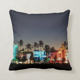 USA, Florida, Miami Beach, Ocean Drive, Art Deco Cushion