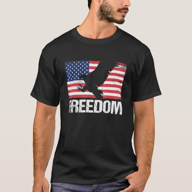Usa Freedom American Bald Eagle Usa Flag T-Shirt (Front)