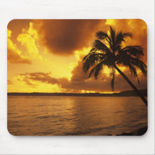 USA, Hawaii, Kauai, Colourful sunrise in a Mouse Mat
