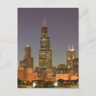 USA, Illinois, Chicago: City Skyline / Evening Postcard