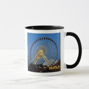 USA, Illinois, Chicago, Cityscapes, Lighted Mug