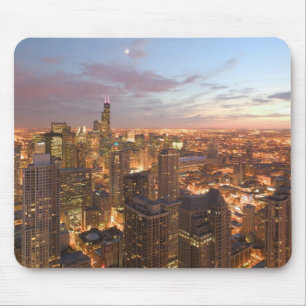 USA, Illinois, Chicago: Evening View of The Loop Mouse Mat