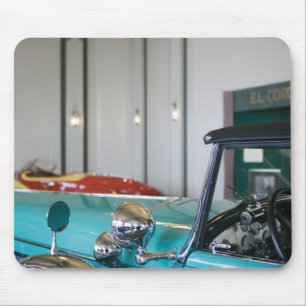 USA, Indiana, Auburn: Auburn, Cord, Duesenberg 12 Mouse Mat