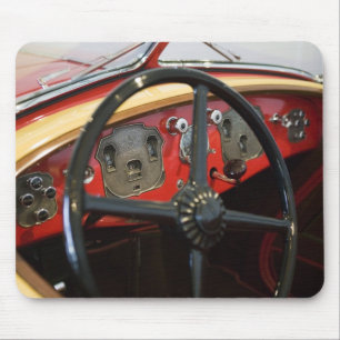 USA, Indiana, Auburn: Auburn, Cord, Duesenberg 2 Mouse Mat