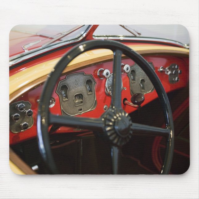 USA, Indiana, Auburn: Auburn, Cord, Duesenberg 2 Mouse Mat (Front)