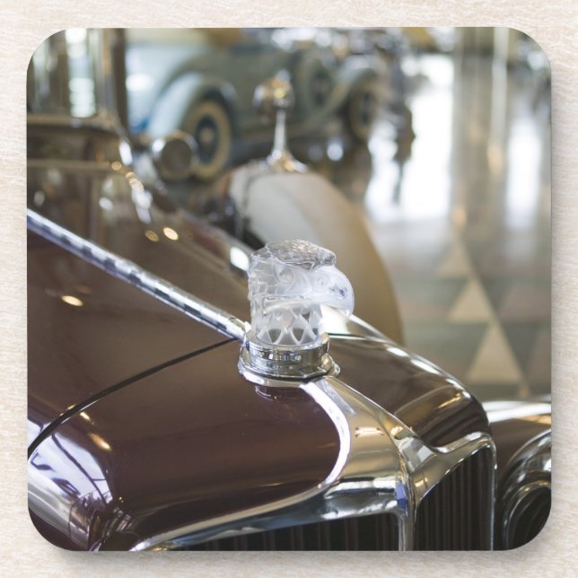 USA, Indiana, Auburn: Auburn, Cord, Duesenberg 9 Coaster (Front)