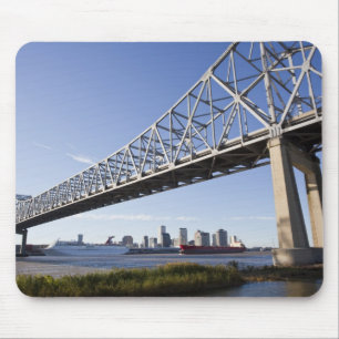 USA, Louisiana, New Orleans. Skyline from the 2 Mouse Mat