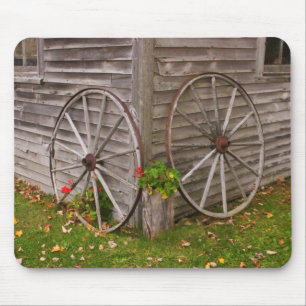 USA, Main. Wagon Wheels Mouse Mat