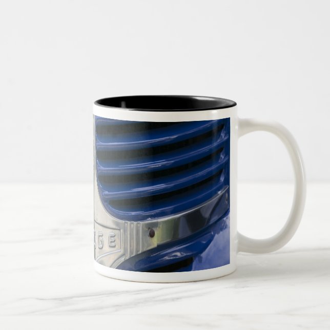 USA, MASSACHUSETTS, Martha's Vineyard: West 2 Two-Tone Coffee Mug (Right)