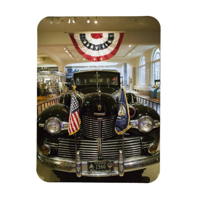 USA, Michigan, Dearborn: The Henry Ford Museum, Magnet (Vertical)